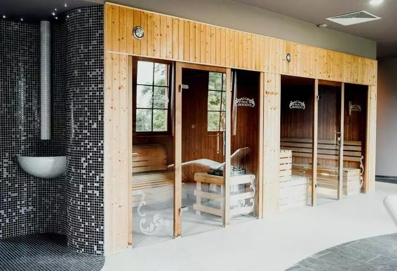 Hotelli Pałac Krotoszyce Basen&spa