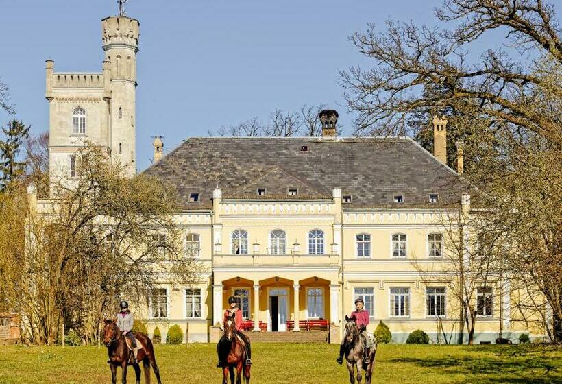 호텔 Pałac Pensjonat Ptaszynka