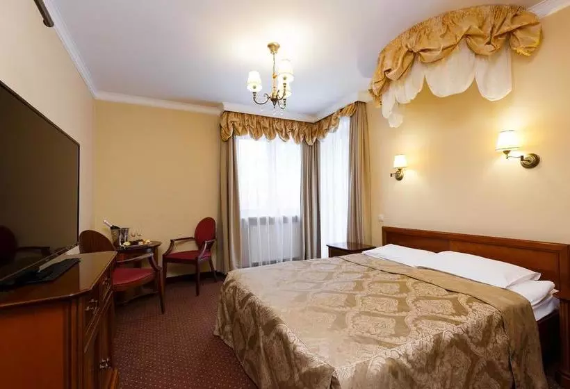 Hotelli Pan Tadeusz
