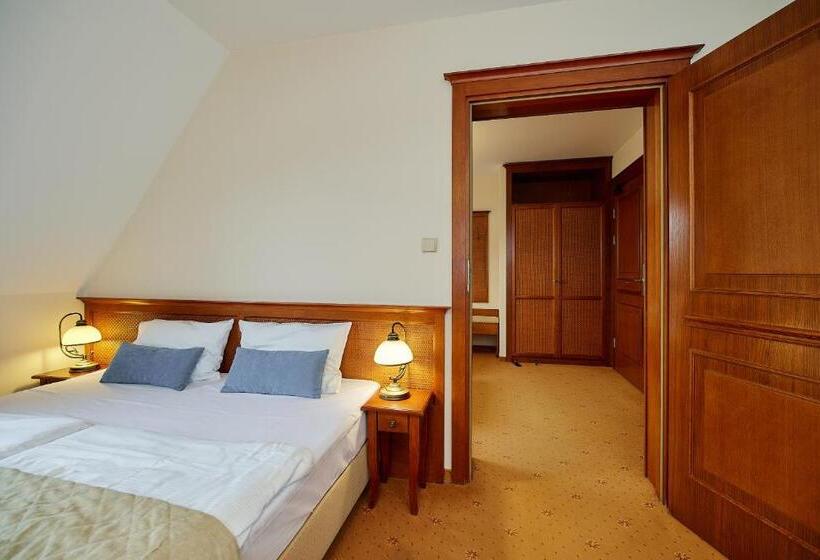 בית מלון כפרי Burkaty