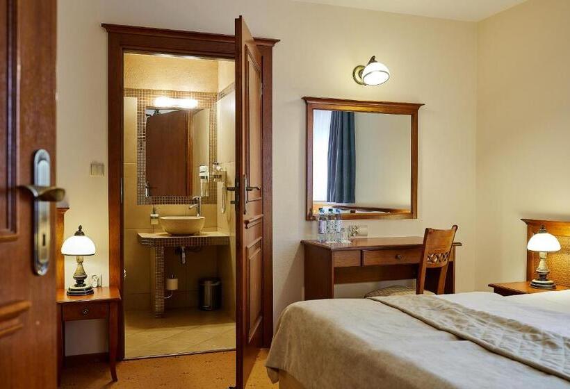 בית מלון כפרי Burkaty