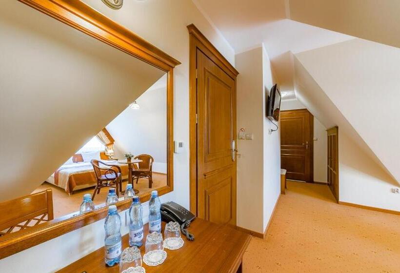 בית מלון כפרי Burkaty