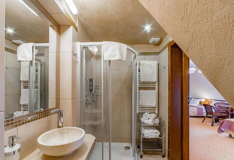 בית מלון כפרי Burkaty