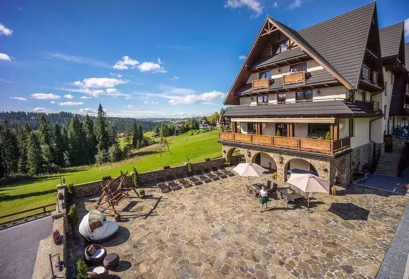 Hotelli Pensjonat Orlik Mountain Resort&spa