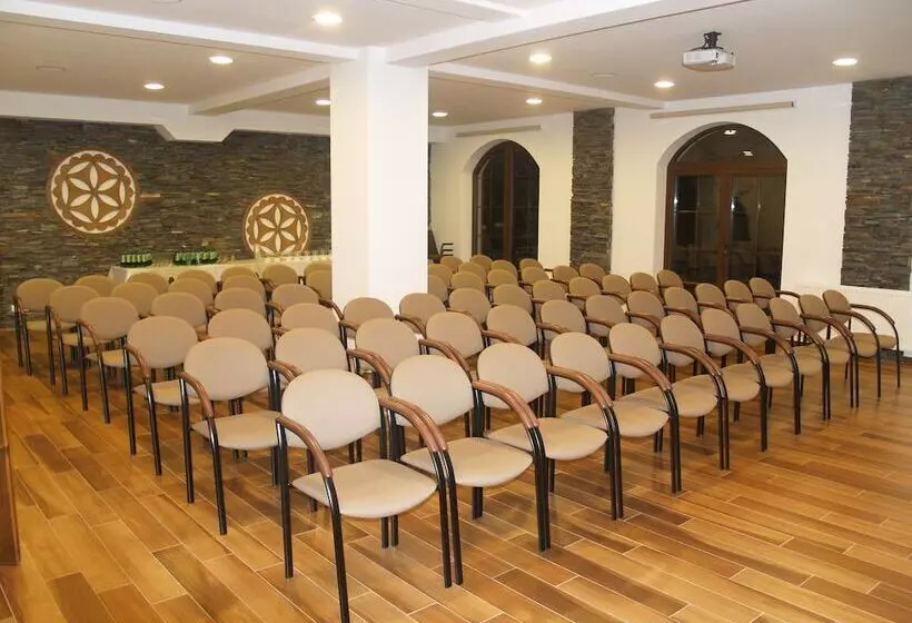 Hotelli Pensjonat Orlik Mountain Resort&spa