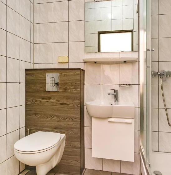 فندق Pensjonat Tara