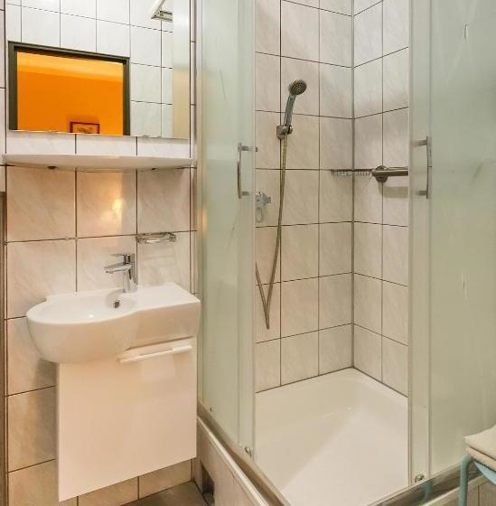 فندق Pensjonat Tara