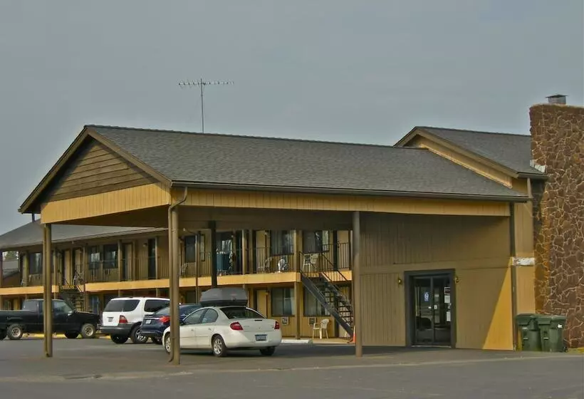 ホテル Red Lion Inn And Suites La Pine, Oregon