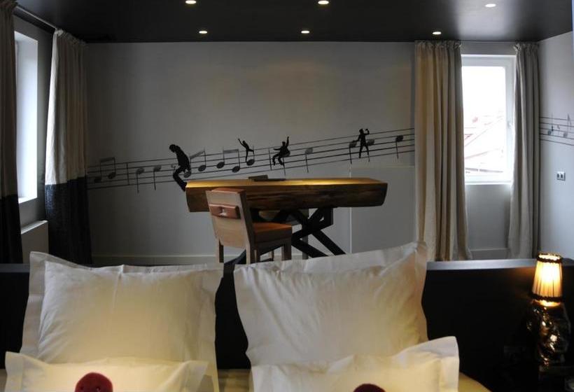 Отель Sint Ji Design Rooms