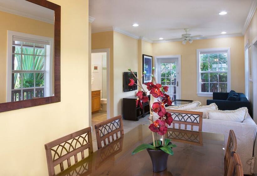 בית מלון כפרי Travelers Palm