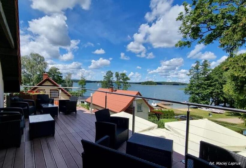 Отель Vertigo Narie