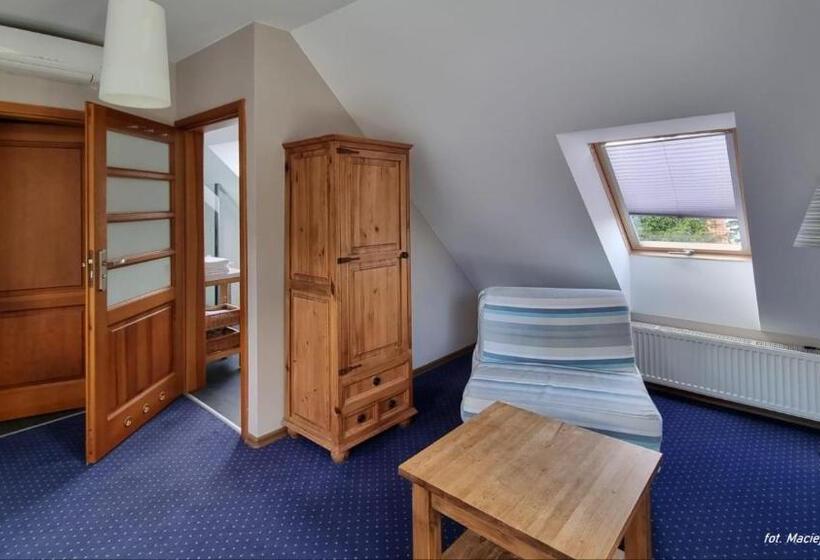 Отель Vertigo Narie