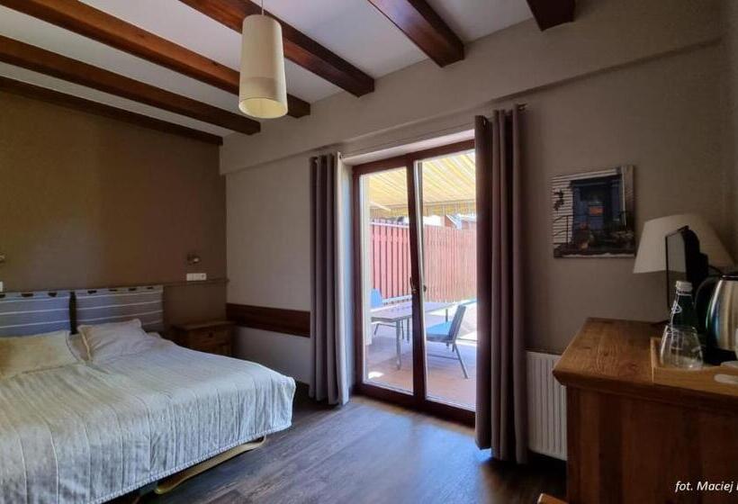 Отель Vertigo Narie