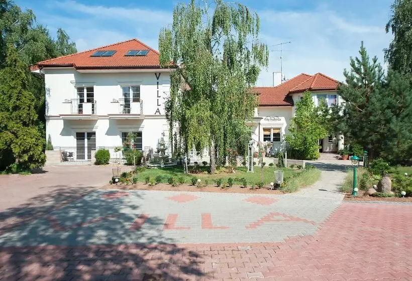 ホテル Villa Hubertus Kutno