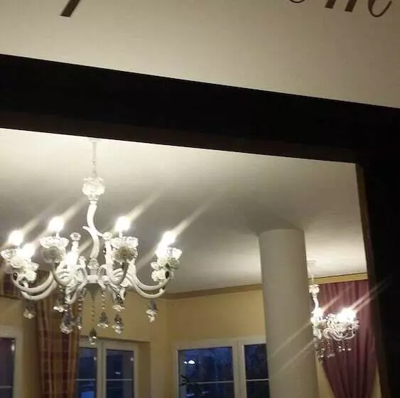 ホテル Villa Hubertus Kutno