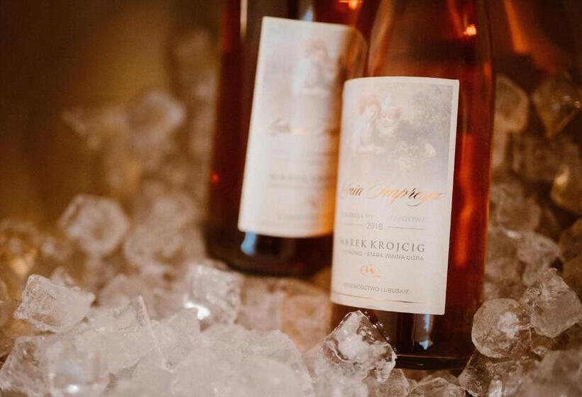 ホテル Winny Dworek