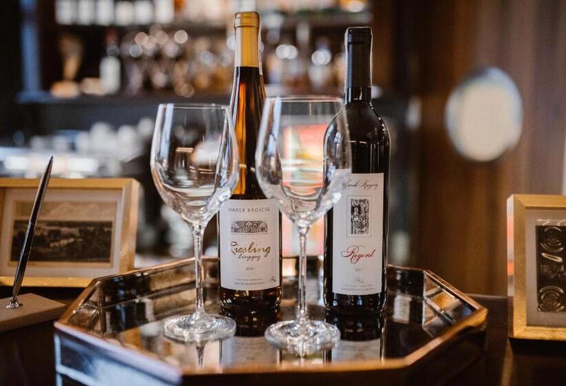 ホテル Winny Dworek