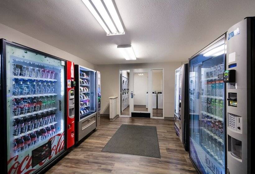 ホテル Woodspring Suites Lexington Southeast