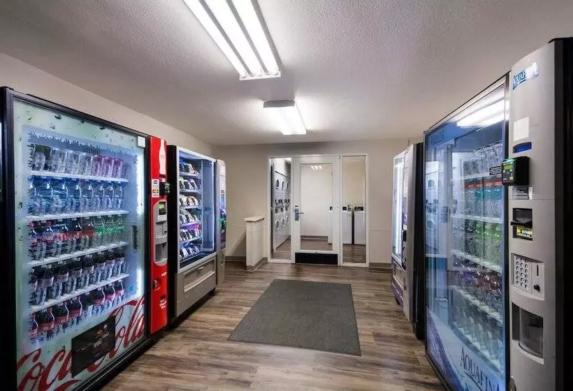 ホテル Woodspring Suites Lexington Southeast