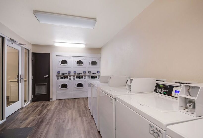 ホテル Woodspring Suites Lexington Southeast