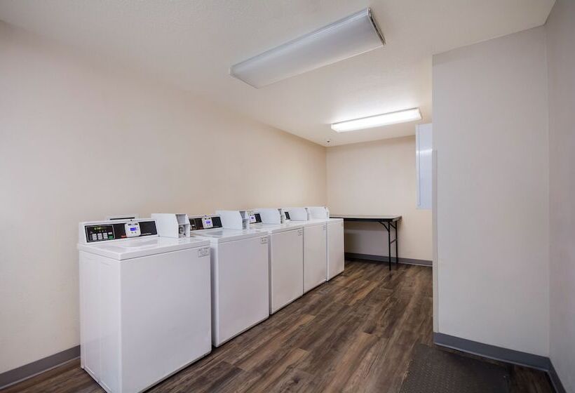 ホテル Woodspring Suites Lexington Southeast