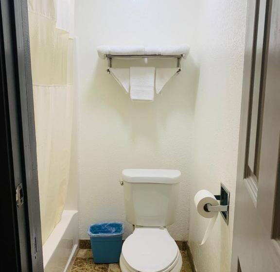 Relax Inn Motel Kountze