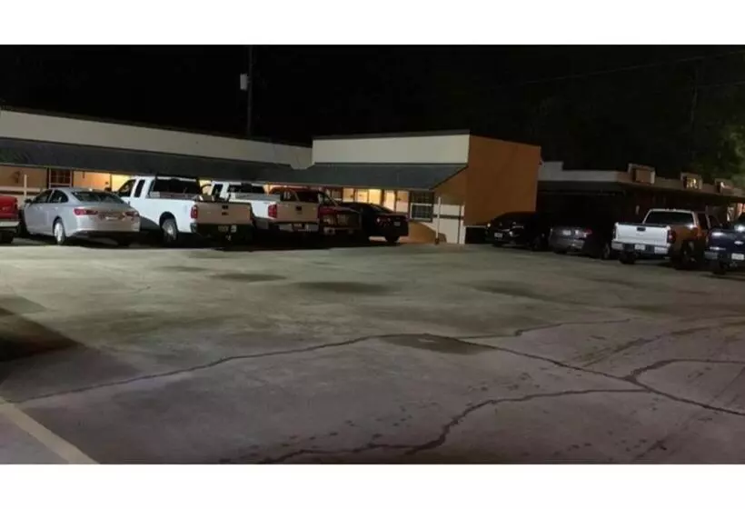 Relax Inn Motel Kountze