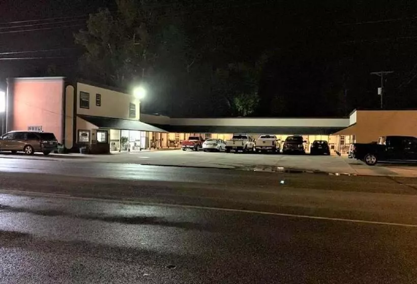 Relax Inn Motel Kountze