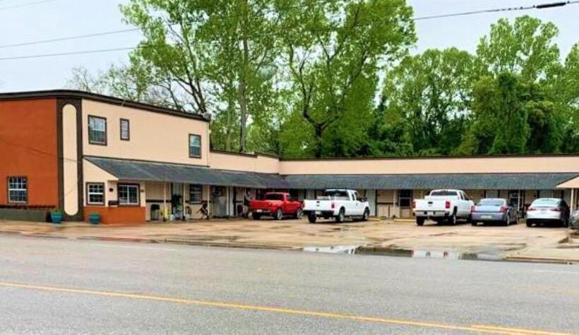 Relax Inn Motel Kountze