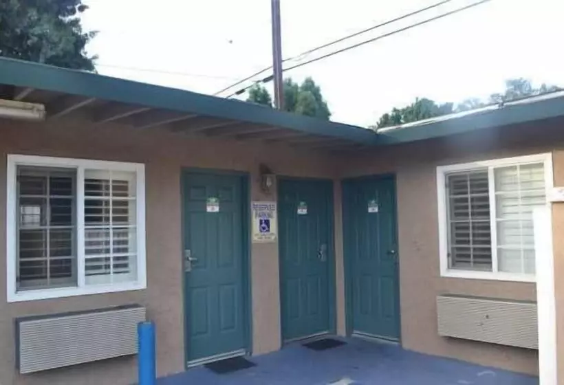 Searle Motel