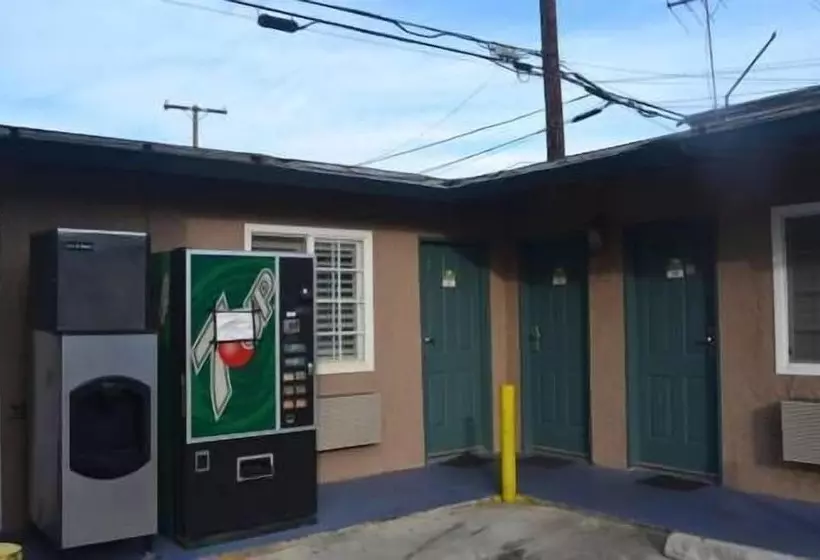 Searle Motel