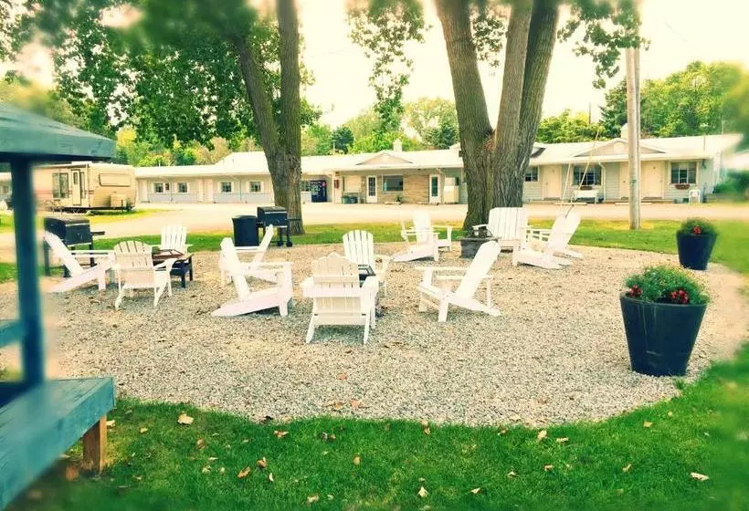 Surf Motel