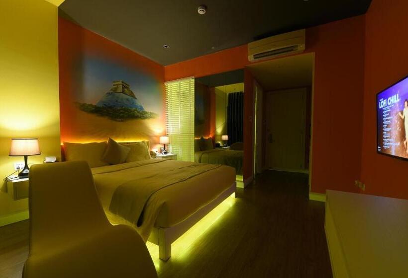 هتل Chiic House 3 Khách Sạn Tình Yêu