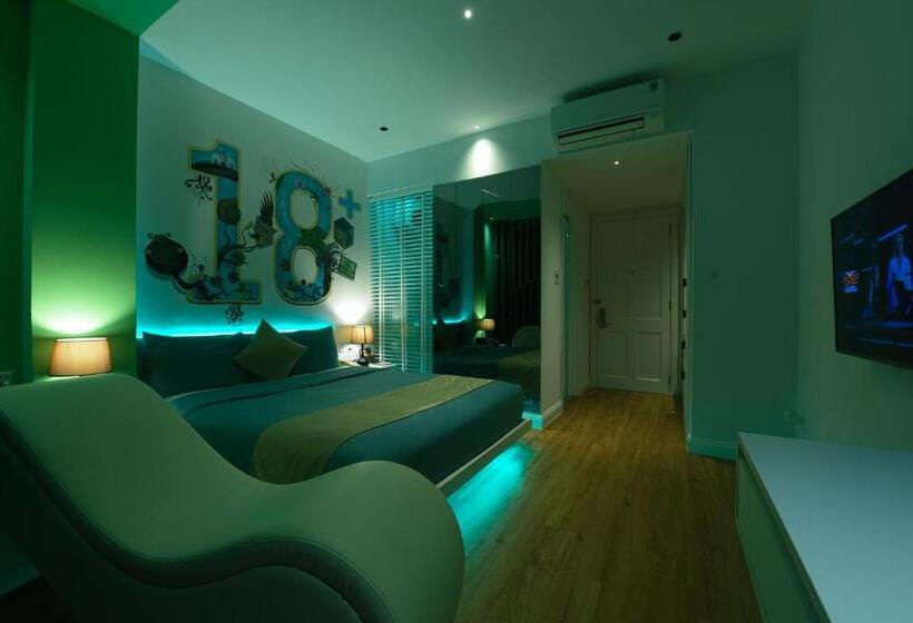 هتل Chiic House 3 Khách Sạn Tình Yêu