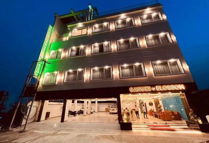 Ganges Blossam   A Four Star Luxury Hotel & Resort
