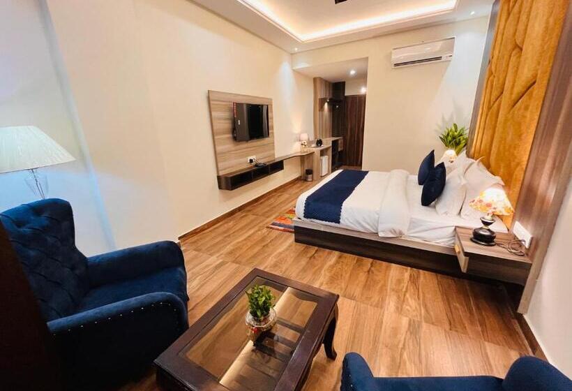 Ganges Blossam A Four Star Luxury Hotel & Resort