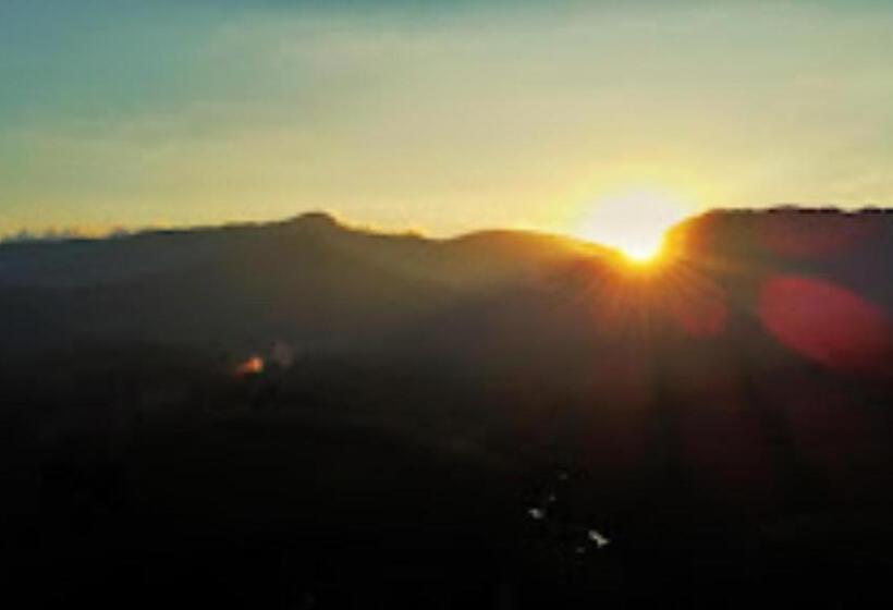 בית מלון כפרי Helen S Villa Kerala