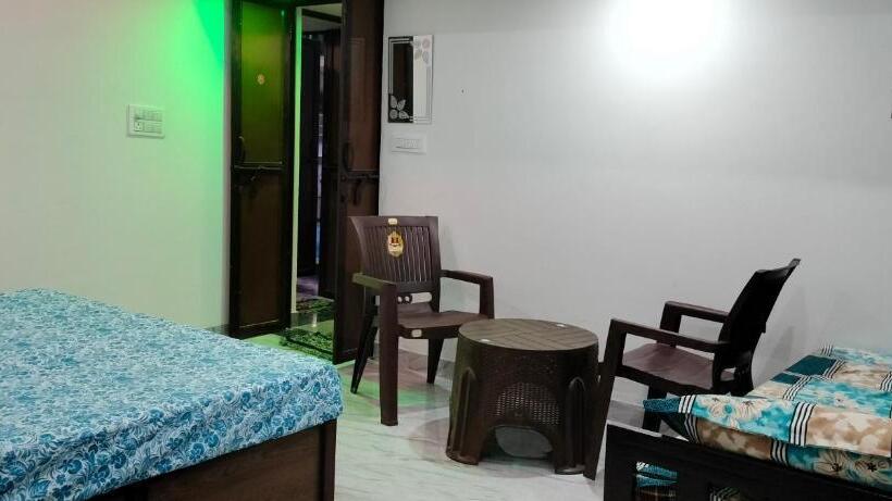 فندق Mehru Mount Villa