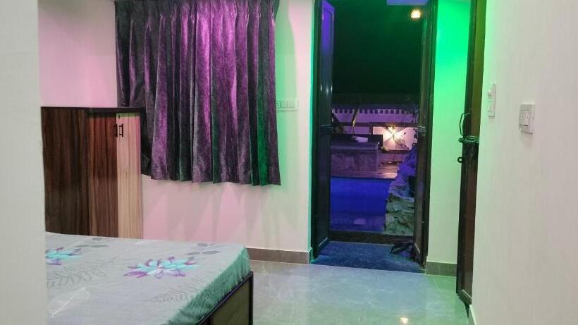 فندق Mehru Mount Villa