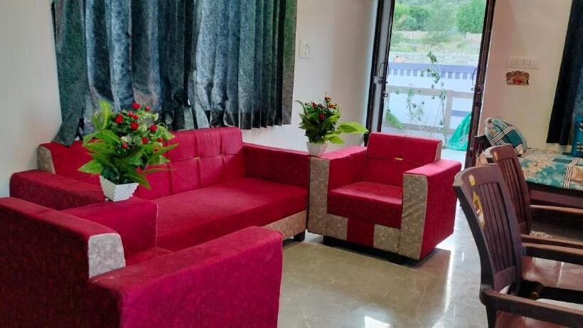 فندق Mehru Mount Villa