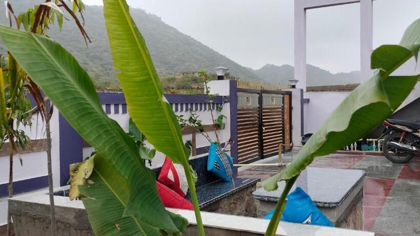 فندق Mehru Mount Villa