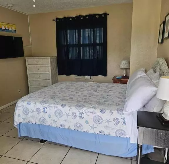 Hotelli Oasis Palms Resort