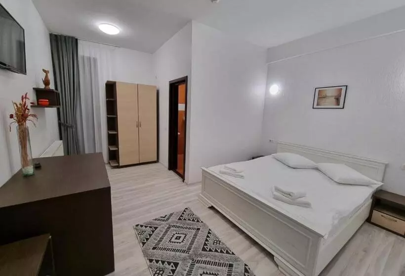 Hotelli Perla Oltului