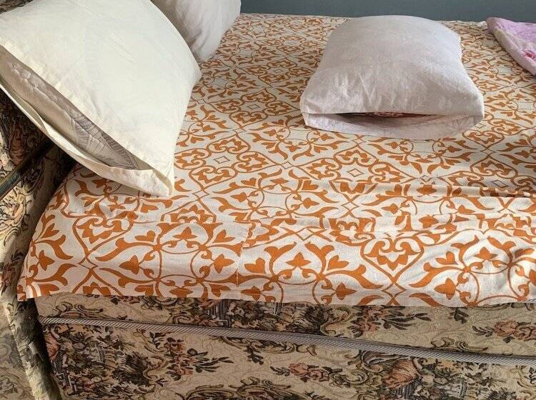 بنسيون Dexoc Guest House