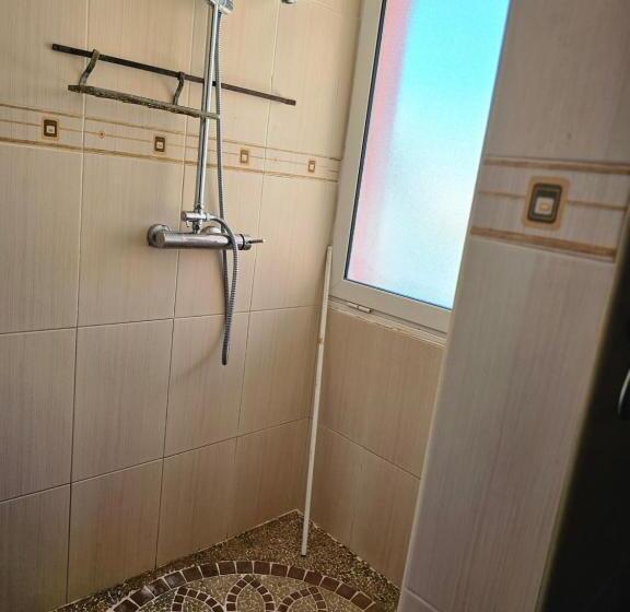 پانسیون Villa Valiha