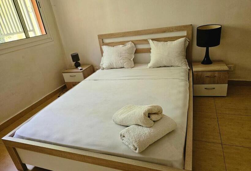 پانسیون Villa Valiha