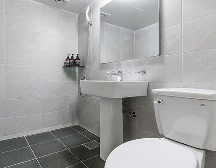 Pension Yeosu Badaya Guest House And Hostel