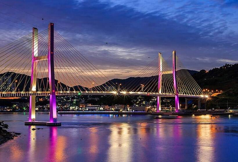 Pension Yeosu Badaya Guest House And Hostel