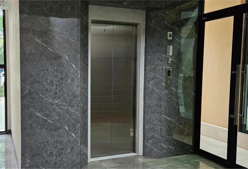 Общежитие ดิ อัยย์ชญา โฮเทล