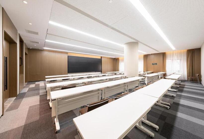 Atour Hotel Tianjin Marina Third Street Msd